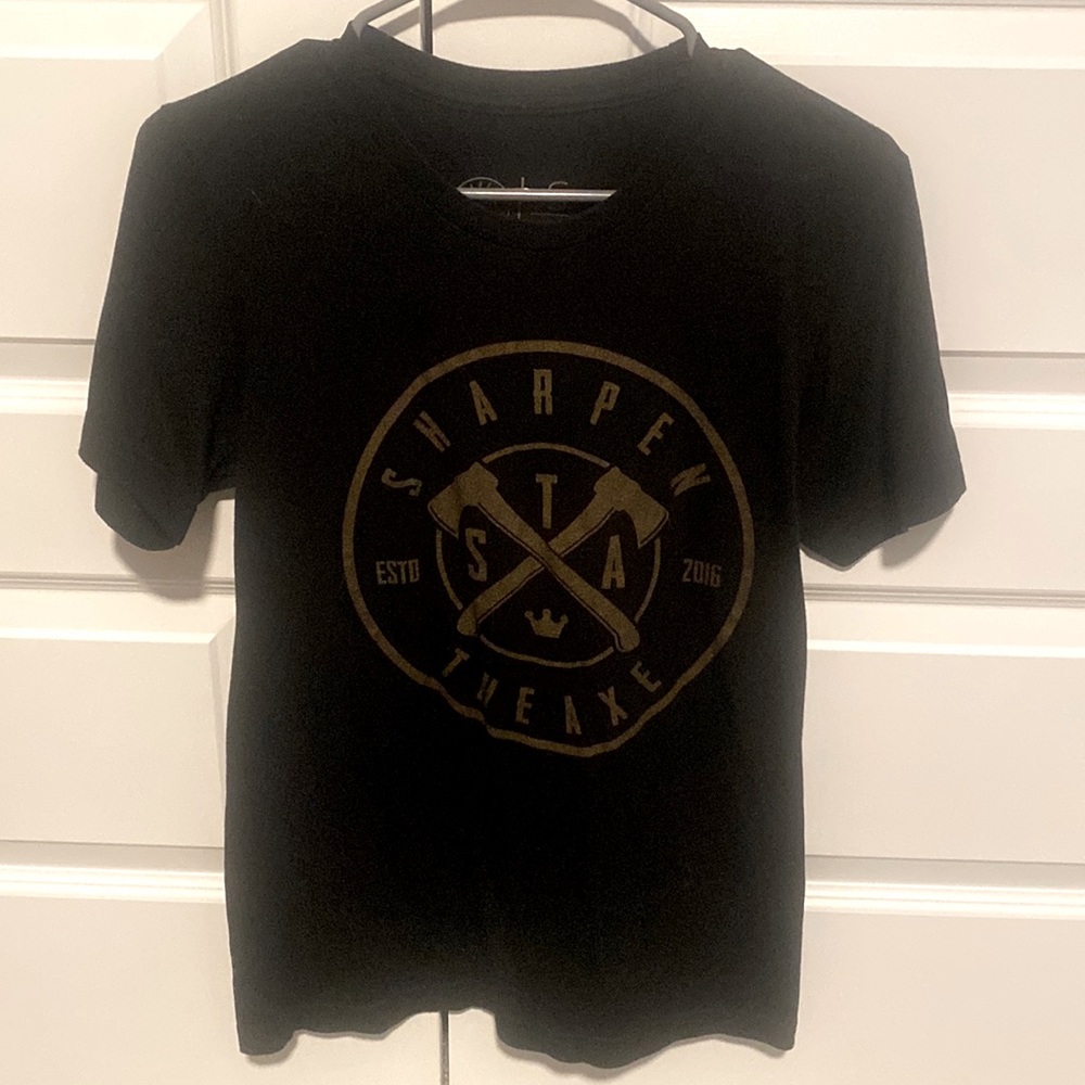 Sharpen the axe fitness t shirt